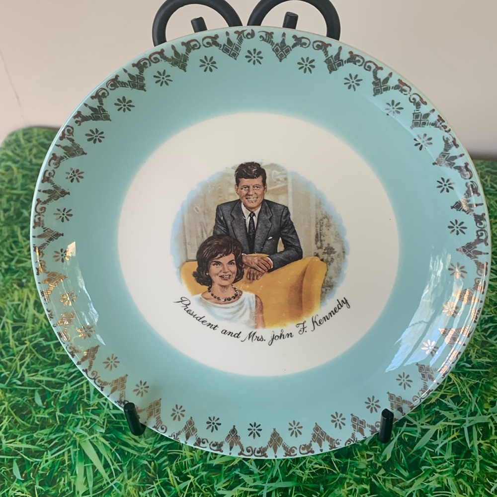 Vintage JFK Anniversary plate, great overall condition